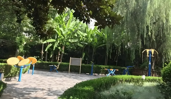 细节藏不住爱！白敬亭晒家意外暴露恋情？
